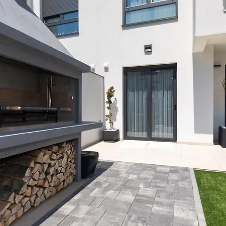 Willa Supernus Ii With Heated Pool