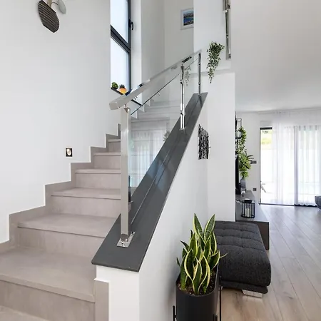 Supernus Ii With Heated Pool 别墅 巴斯卡