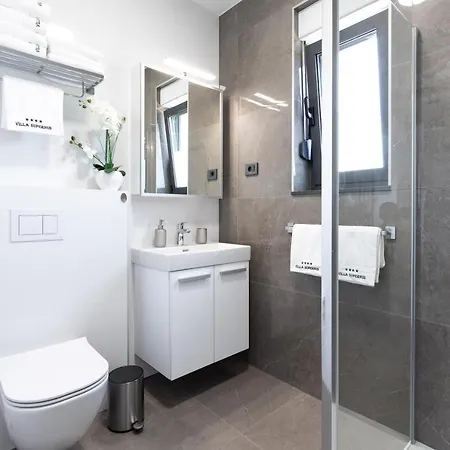 Supernus Ii With Heated Pool * Baška