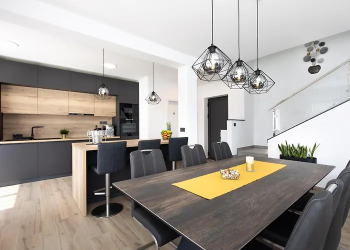 Supernus Ii With Heated Pool Willa