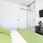 Supernus Ii With Heated Pool 빌라 바슈카