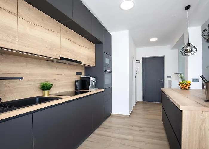 Βίλα Supernus Ii With Heated Pool *